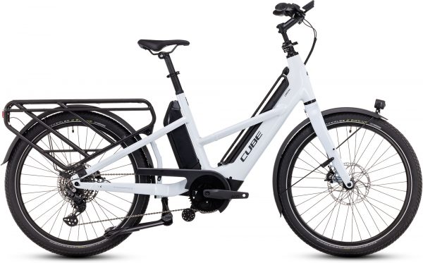 Cube Longtail Sport Hybrid 725 flashwhite´n´reflex – Bild 9